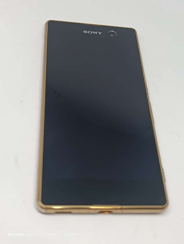 Sony Xperia M5 - Smartphone