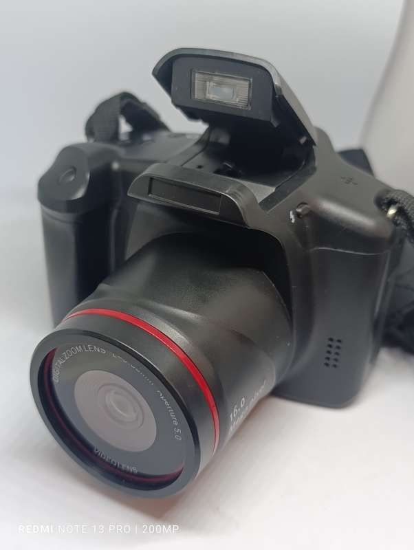 Digital Camera - 16MP - 16x Zoom