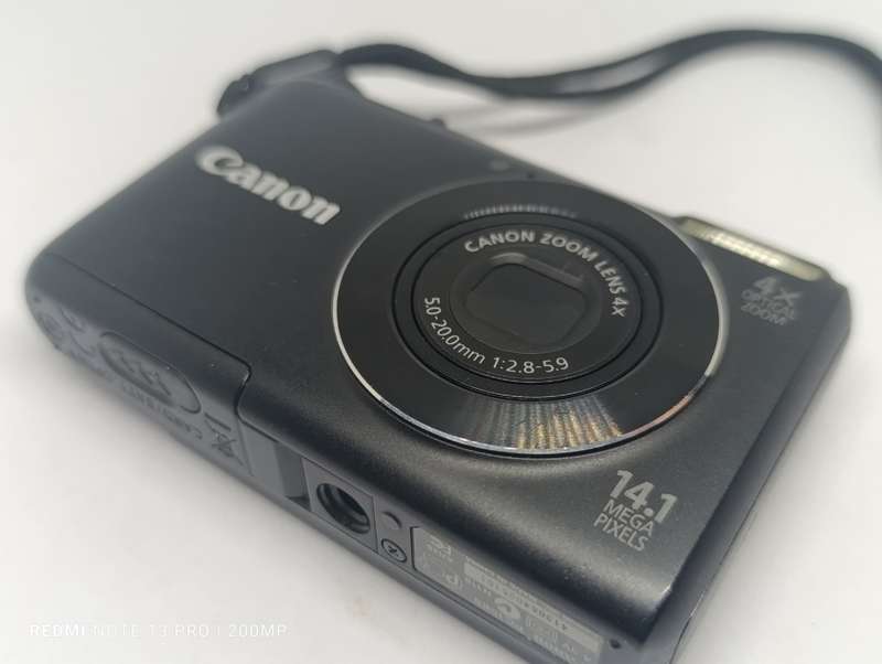 Canon PowerShot A2200 - 14.1MP - 4x Zoom - Digital Camera