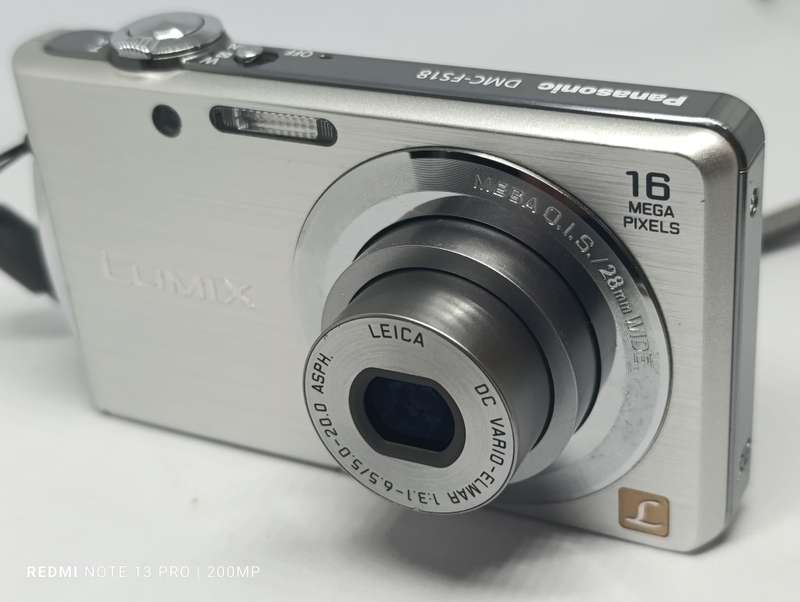 Panasonic Lumix DMC-FS18- 16.1MP - 4x Zoom - Digital Camera