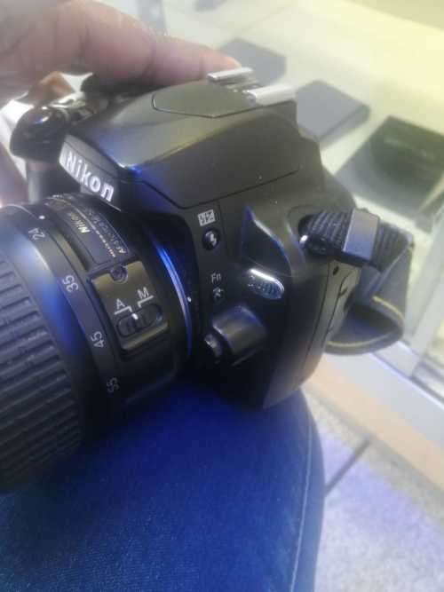Nikon D40X DSLR