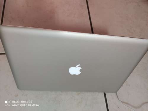 APPLE MACBOOK PRO i7 8gb Ram A1286 (was R5499)