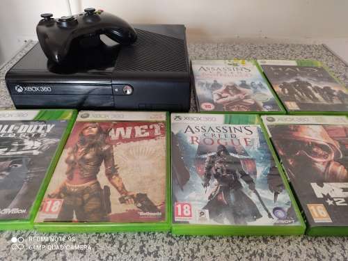 XBOX 360 SLIM + GAMES