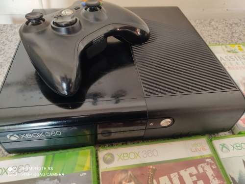 XBOX 360 SLIM + GAMES