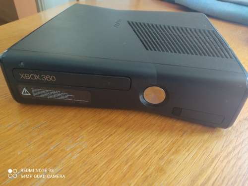 XBOX 360 CONSOLE BUNDLE