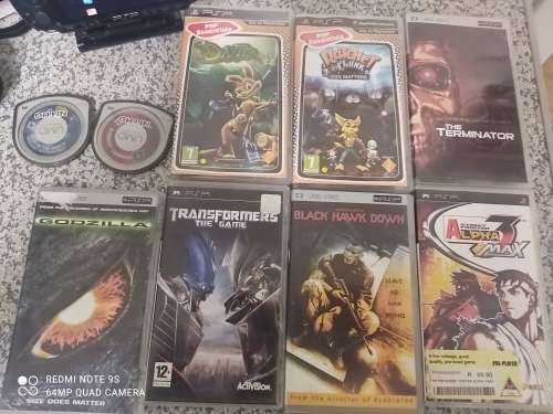 MASSIVE PSP CONSOLE BUNDLE