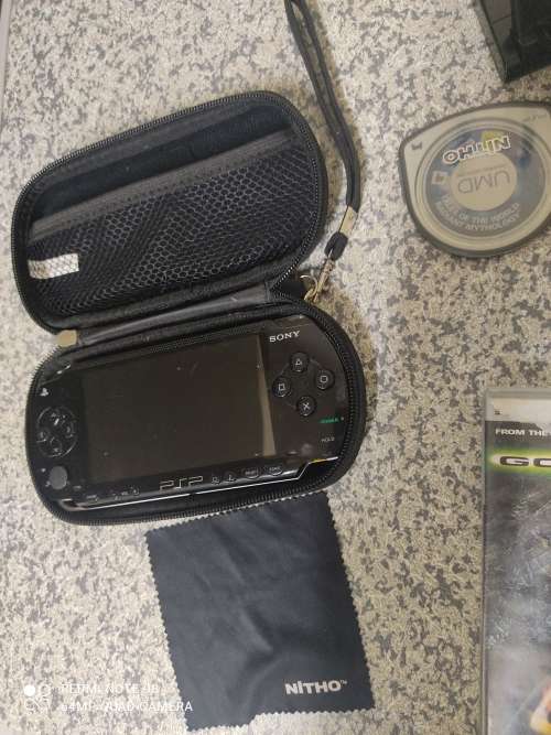 MASSIVE PSP CONSOLE BUNDLE