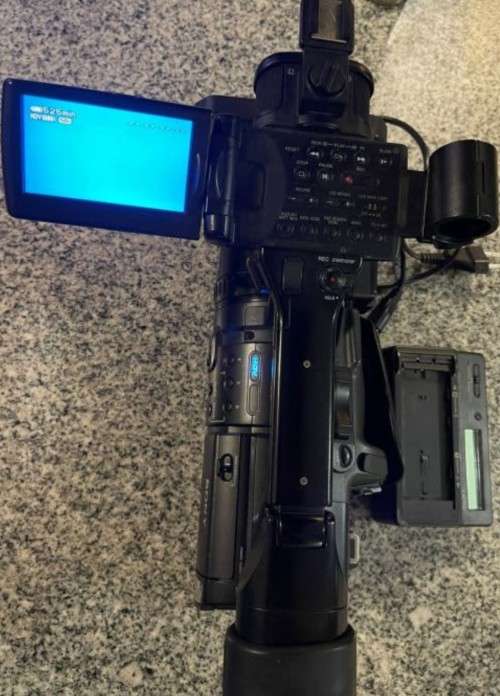 Sony HDV Video Camcorder Professional-HDV 1080i HVR ZIE Mini DV