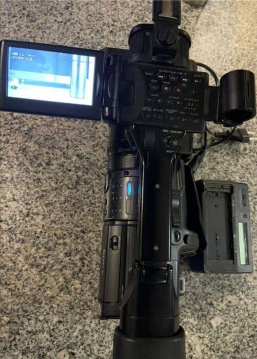 Sony HDV Video Camcorder Professional-HDV 1080i HVR ZIE Mini DV