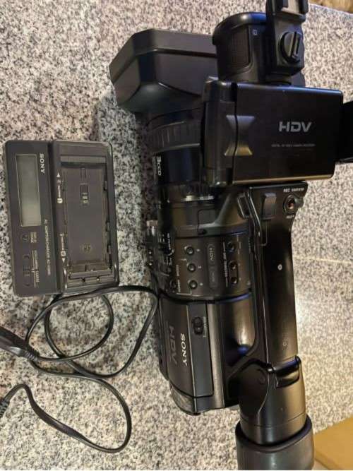 Sony HDV Video Camcorder Professional-HDV 1080i HVR ZIE Mini DV