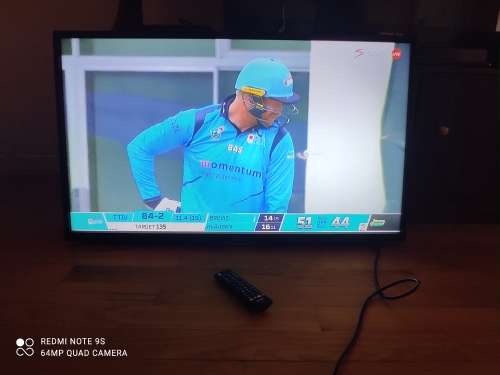 42` LG TV + Remote + Wall Bracket