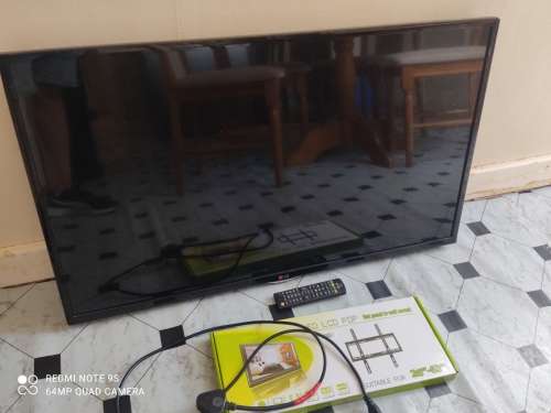 42` LG TV + Remote + Wall Bracket