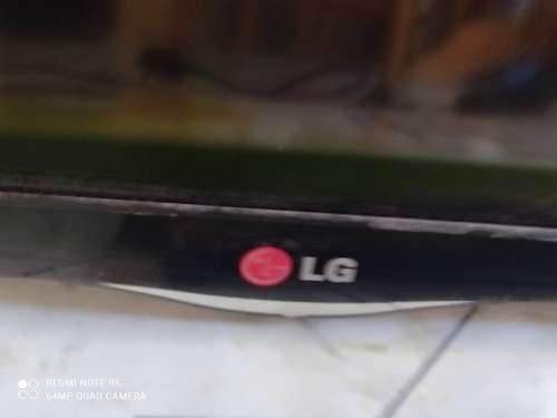 42` LG TV + Remote + Wall Bracket