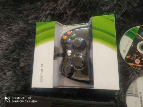Xbox 360 + Games