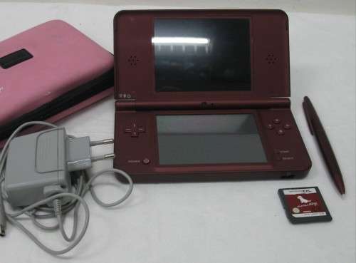 Nintendo DS XL