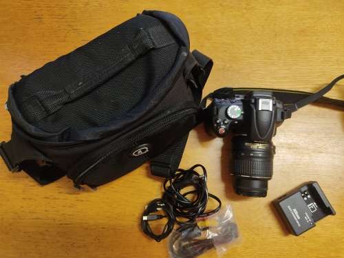 Nikon D5000