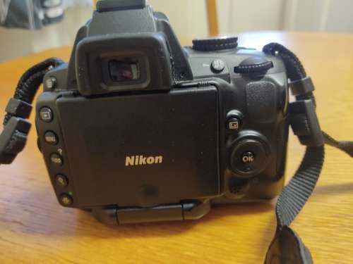 Nikon D5000
