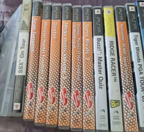 Sony Playstation Portable + 12 Games