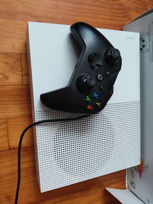 XBOX ONE S 1TB CONSOLE