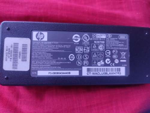 HP Laptop Charger P/N 463955-001