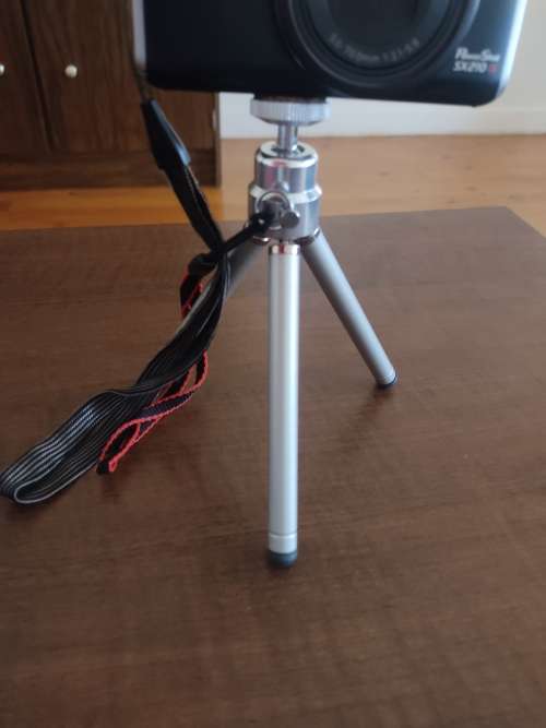 Reach 3 Tripod