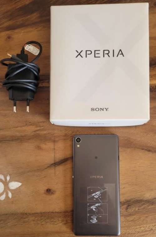 Sony Xperia XA (Graphite Black) - Pre Owned