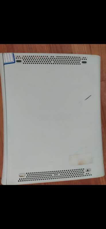 XBOX 360 CONSOLE
