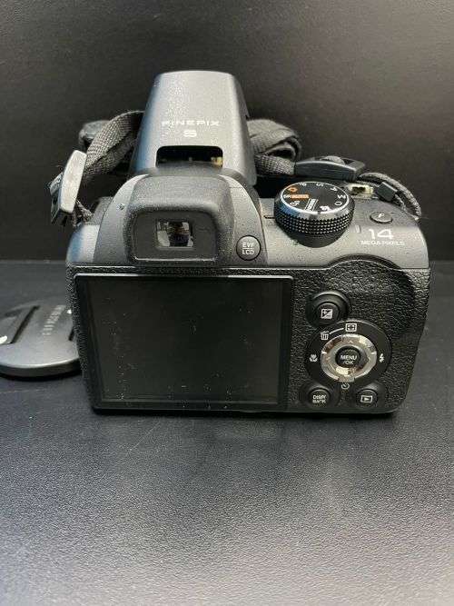 Fujifilm Finepix S3200