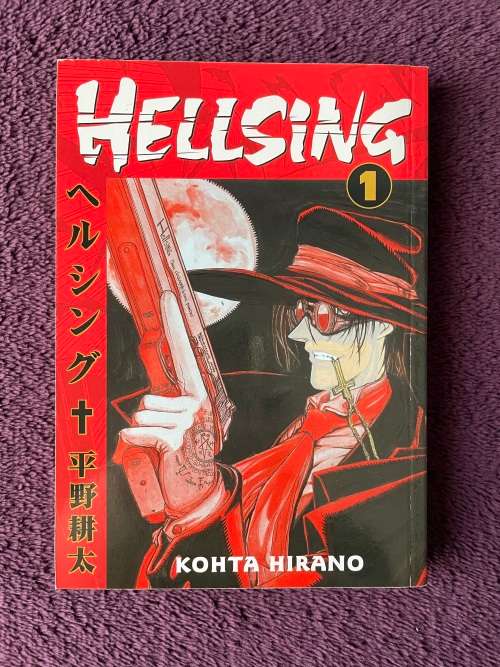 Hellsing Volume 1 Manga - Paperback
