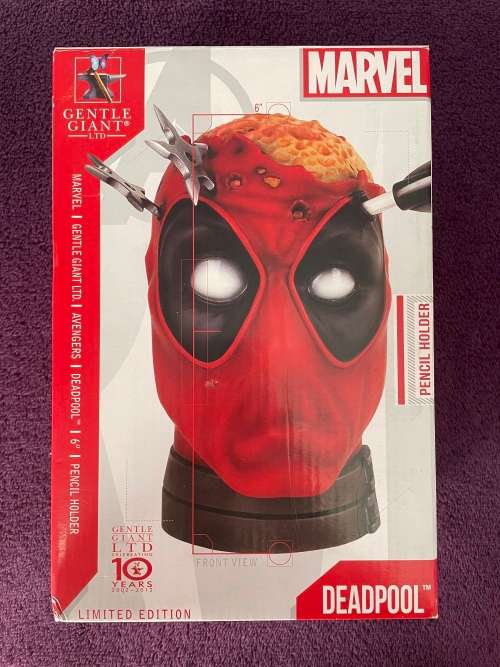 Gentle Giant Deadpool Pencil Holder Marvel Limited Edition No 0227 of 1050