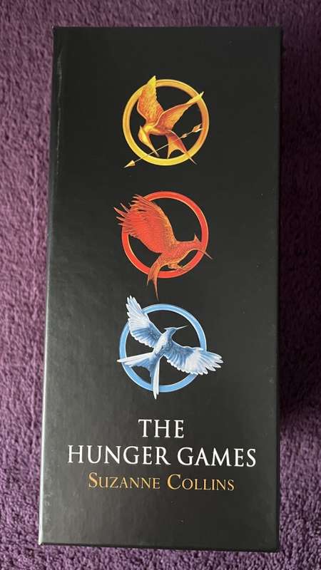 The Hunger Games Trilogy by Suzanne Collins (Paperback)