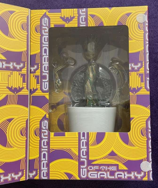 Guardians Of The Galaxy Baby Groot 7-Inch Action Hero Vignette