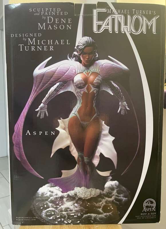 Michael Turner`s Fathom Aspen Collectable Statue - 370/900 Limited