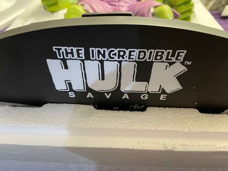 Bowen Designs The Incredible Hulk Painted Statue Savage Version - - 882/1900 Limited