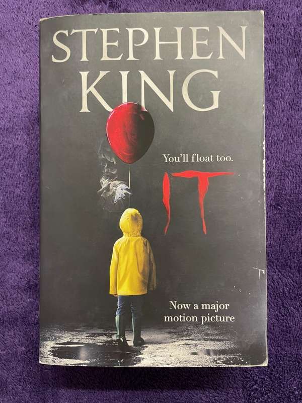 It (Softcover) - Stephen King
