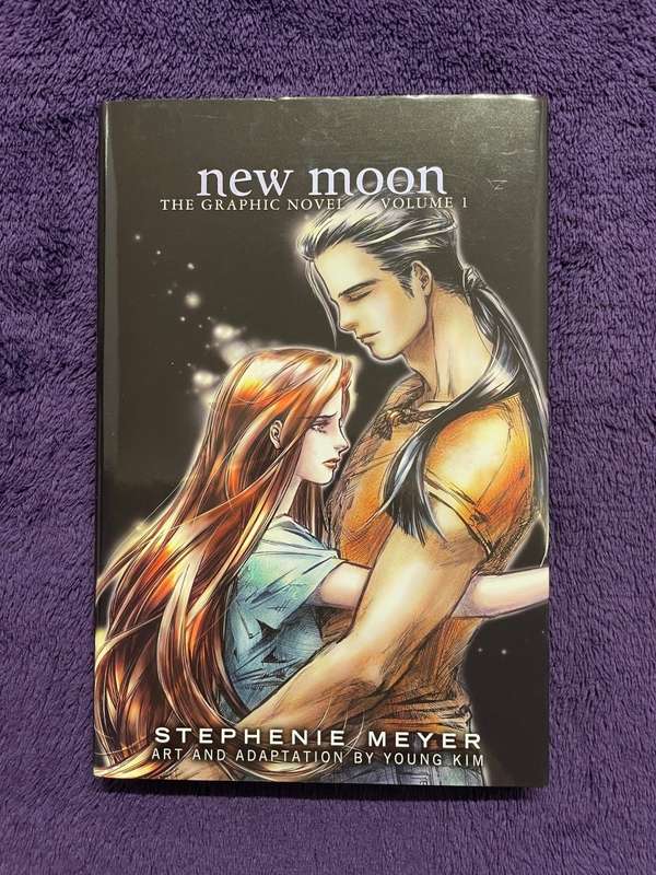 New Moon: The Graphic Novel, Volume 1 (Hardcover) - Young Kim & Stephenie Meyer