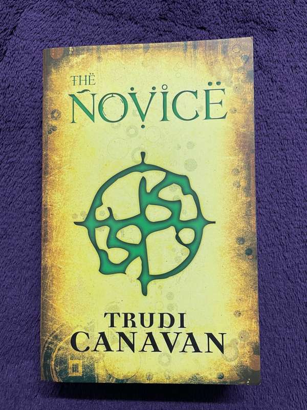 The Black Magician Trilogy (Softcover) 3 Books - Trudi Canavan