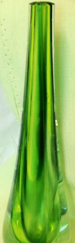 SAINT VERDE GREEN VASE SIGNED NUMBRED*PLEASE LOOK at my*BUY NOW Closes as U BID on items NO WAITING