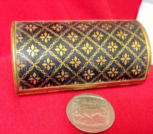 Cigarette box - *BARREL shape hinged lid Fleur de lys embossed  ORNATE  *GOLD TONE METAL