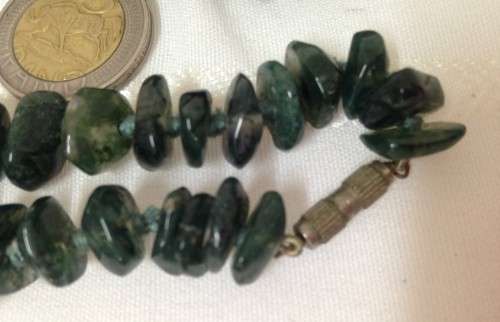 81 MOSS AGATE GEMSTONEs-beaded knots betweeenTranslucent mottled pattern EXQUISITE