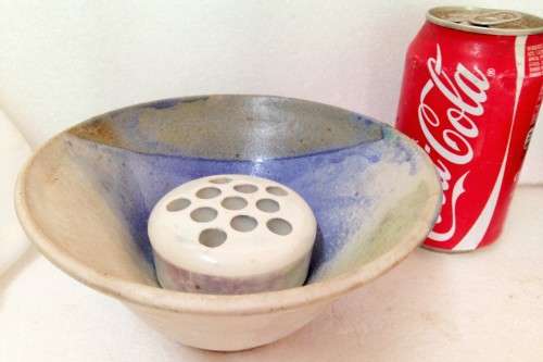 Vase + frog- Matching Ceramic blue degrees Beautiful UNUSUAL