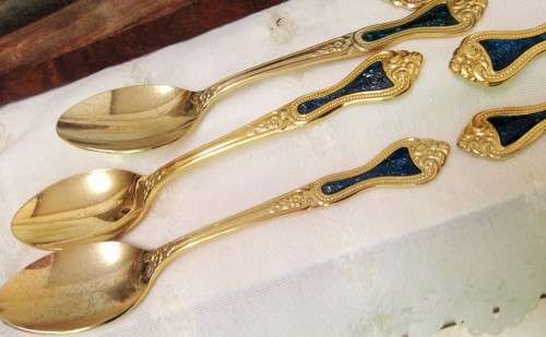 GOLD PLATED-220-8045 6 -TEA SPOON- QUALITY STAINLESS STEEL CUTLERY VINERS stamped STAINLESS STEEL] -