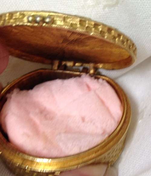 1950*CompactGOLD TONE has lovely Stone Embossed small Look at My BUY NOW Listings NO