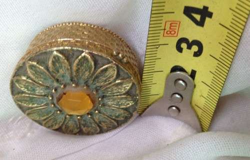 1950*CompactGOLD TONE has lovely Stone Embossed small Look at My BUY NOW Listings NO