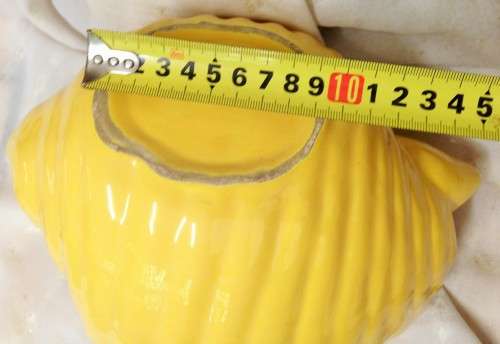 3 items YELLOW SHELL 1 x VASE + 1 green +1 mottled Jug vase