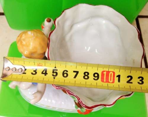 Vase - 1 Putti holding top round bowl made by TA JAPAN CERAMIC VASE
