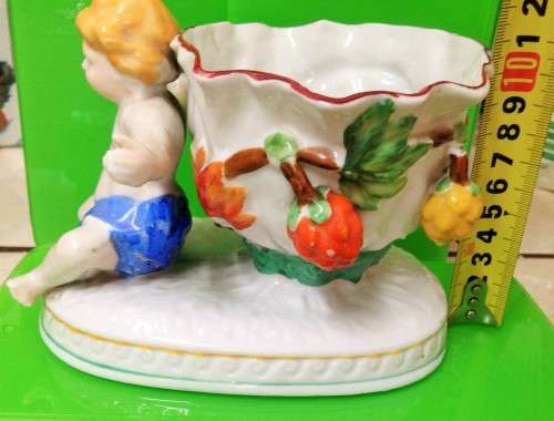 Vase - 1 Putti holding top round bowl made by TA JAPAN CERAMIC VASE