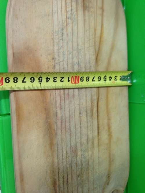 WOOD CHOPPING BOARD-ROUNDED ENDS  !!!GREAT COUNTRY HOME KITCHEN DECOR!!