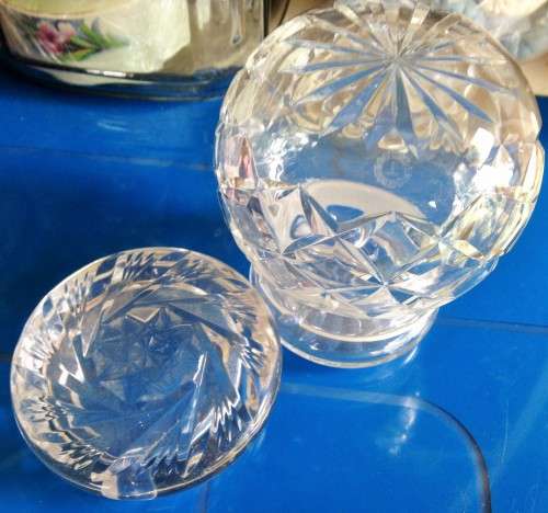 Lead Crystal CUT GLASS JAM JAR HAS LID **READ*RIM CHIPS !! GREAT COUNTRY HOME DECOR!!