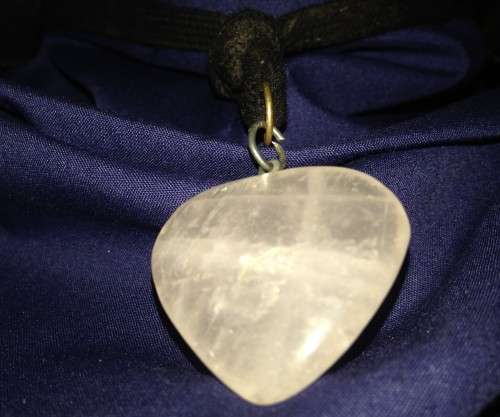 VINTAGE SEMI PRECIOUS ROSE QUARTZ -PINK  HEART STONE -ON BLACK LACES CORD